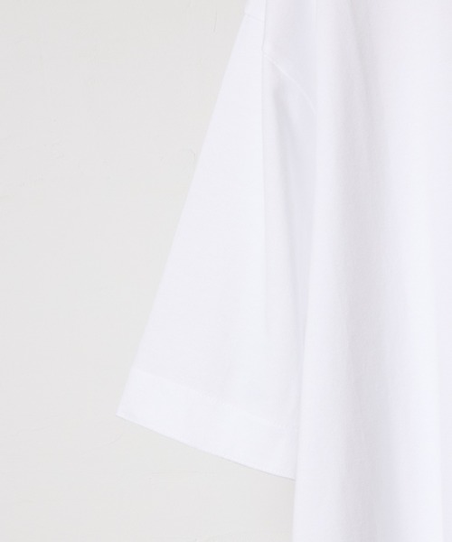 NUMBER (N)INE(ナンバーナイン)の「PREMIUM COTTON CURVED HEM HENRY NECK T-SHIRT / プレミアム コットン カーブド ヘム ワンポイント ロゴ刺繍 ヘンリーネック Tシャツ(Tシャツ/カットソー・メンズ・オリーブ/ブラック/グレー/ホワイト・3/2/4)」の7枚目の写真