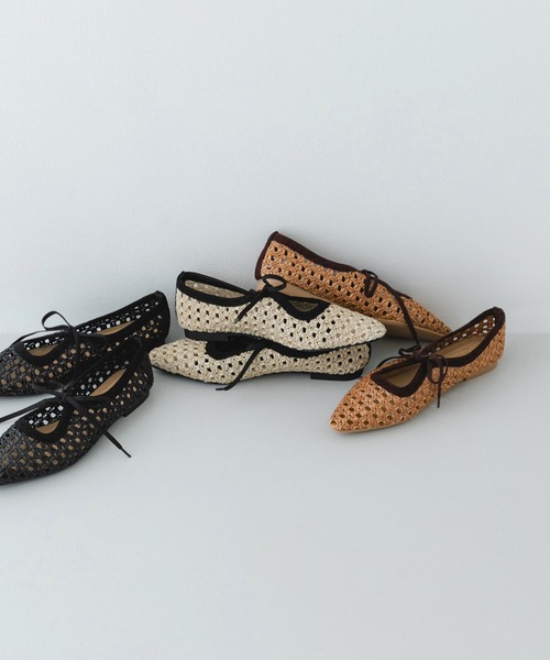 RODE SKO（ロデスコ）の「『MADE IN JAPAN』1センチパナマリボンパンプス（パンプス・レディース・キャメル/ブラック/オフホワイト・36/38/37）」の2枚目の写真