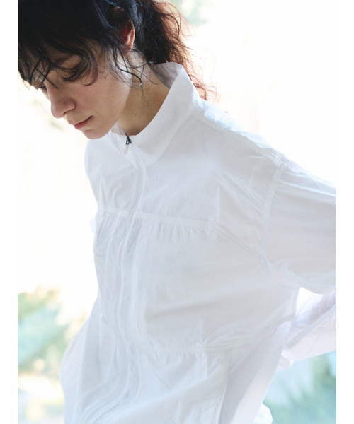 HUMTTO(ハムト)の「ユニセックスエッセンシャルウィンドブレーカージャケット(ナイロンジャケット・レディース・ブラック/ホワイト・MEDIUM/LARGE/X-LARGE/XX-LARGE/XXX-LARGE)」の9枚目の写真
