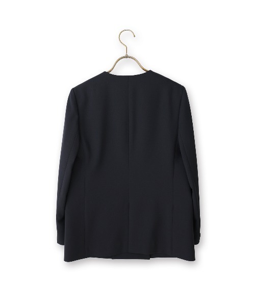 AOYAMA(アオヤマ)の「Vカラー2ボタンダブルジャケット【セットアップ着用可】(スーツジャケット・レディース・ベージュ/ネイビー・S/M/L)」の19枚目の写真