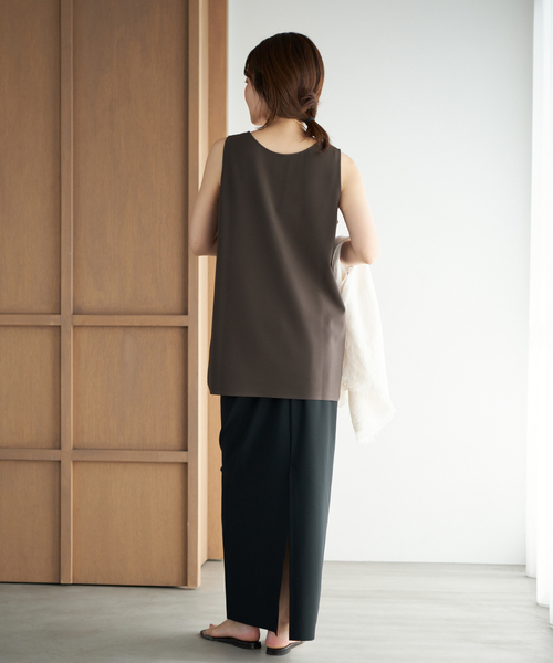 plage（プラージュ）の「Minimal Long タンクトップ（タンクトップ・レディース・チャコールグレー/ベージュ・FREE）」の22枚目の写真
