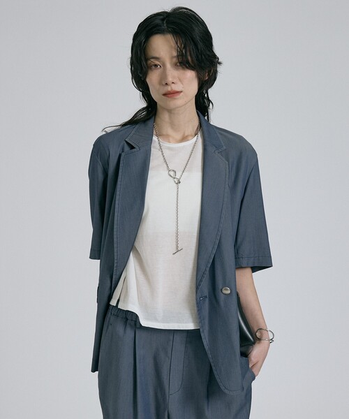 qualite（カリテ）の「【接触冷感＆セットアップ対応】ライトデニムハーフスリーブジャケット/春服/夏服/オフィスカジュアル/きれいめ（テーラードジャケット・レディース・インディゴブルー/ベージュ・38/36）」の12枚目の写真