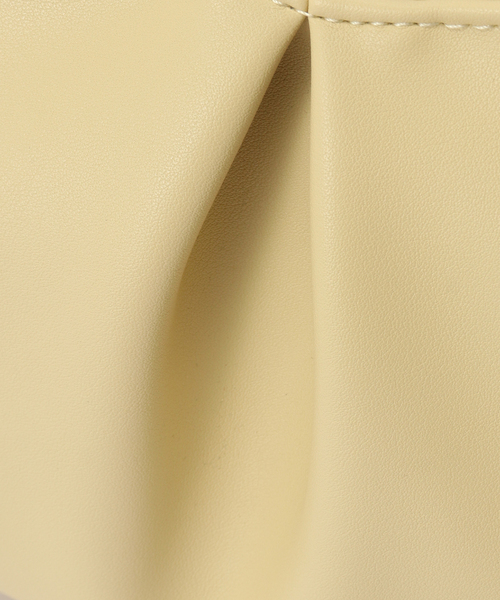 B.C STOCK（ベーセーストック）の「ギャザーデザインバッグ（ショルダーバッグ・レディース・ブラック/イエロー/ブラウン・FREE）」の14枚目の写真