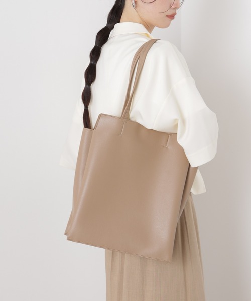 NANO universe（ナノユニバース）の「縦長トートバッグ（トートバッグ・レディース・ブラック/グレー/ベージュ・F）」の3枚目の写真