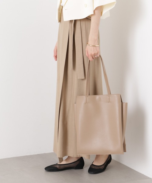 NANO universe（ナノユニバース）の「縦長トートバッグ（トートバッグ・レディース・ブラック/グレー/ベージュ・F）」の7枚目の写真