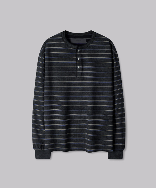 CORNERBLESS（コーナーブレス）の「WASHED STRIPE BLACK HENLEY NECK LONG SLEEVE（Tシャツ/カットソー・レディース・その他・MEDIUM/LARGE/X-LARGE）」の3枚目の写真