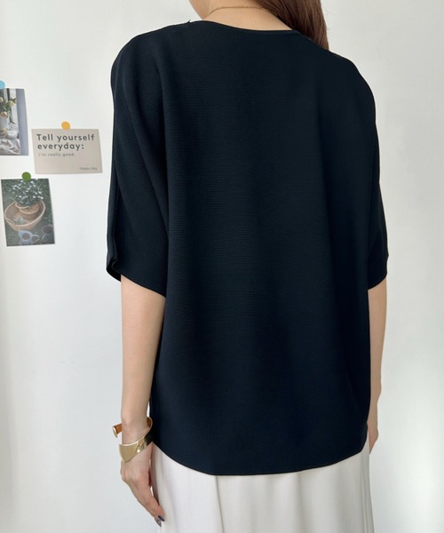 Eclat one(エクラワン)の「【イージーケア】ひんやりタッチ。大人のサマーニットドルマンプルオーバー(Tシャツ/カットソー・レディース・イエロー/ホワイト/ブラック・FREE)」の20枚目の写真