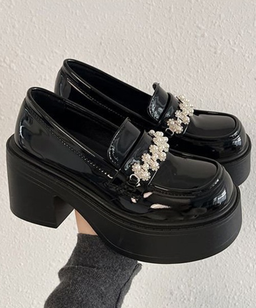 Miniministore(ミニミニストア)の「パールビジュー厚底ローファー フェミニン(ローファー・レディース・アイボリー/ブラック・24.5cm/24.0cm/23.5cm/23.0cm/22.5cm)」の8枚目の写真