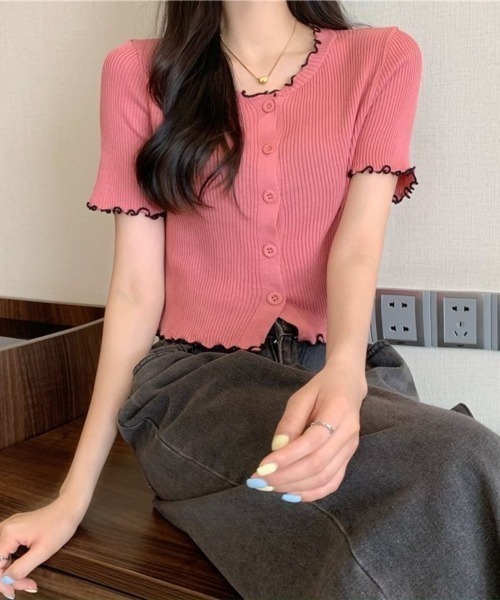 Beststore(ベストストア)の「フリルデザインが可愛い Vネックリブニット 半袖 カーディガン Tシャツ カットソー(カーディガン/ボレロ・レディース・ホワイト/ブラック/ピンク/ブルー/ベージュ・FREE)」の9枚目の写真