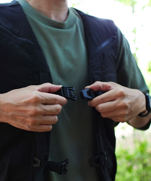 Snow Peak(スノーピーク)の「Snow Peak / Water Cooling Device Vest 水冷循環装置ベスト(ベスト・メンズ・ブラック・ONE SIZE)」の10枚目の写真