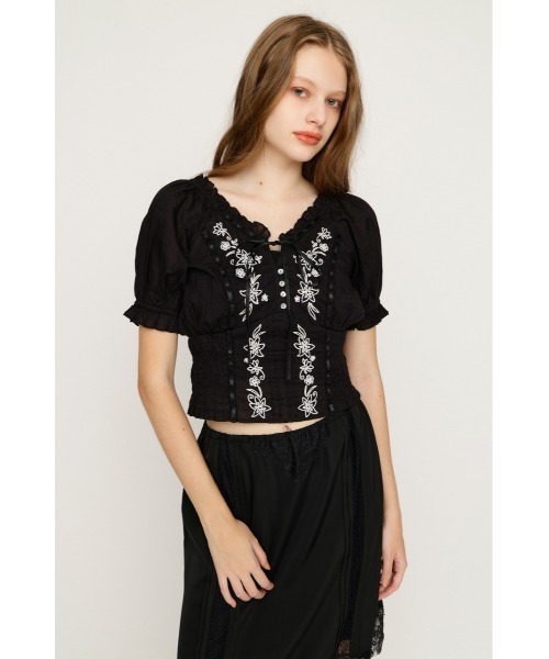 SLY(スライ)の「BLOOMING EMBROIDERY BLOUSE ブルーミングエンブロイダリーブラウス 夏服(シャツ/ブラウス・レディース・ホワイト/ライトイエロー/ブラック・FREE)」の3枚目の写真