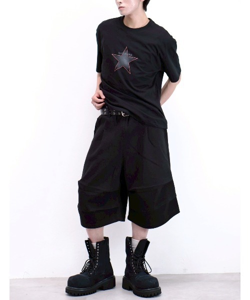 Chikashitsu +（チカシツプラス）の「【Chikashitsu +】clean star graphic t-shirt (3color) / 【チカシツプラス】スタープリント半袖Tシャツ＜着用動画あり＞（Tシャツ/カットソー・メンズ・ネイビー/ホワイト/ブラック・ONE SIZE）」の5枚目の写真