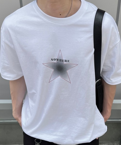 Chikashitsu +（チカシツプラス）の「【Chikashitsu +】clean star graphic t-shirt (3color) / 【チカシツプラス】スタープリント半袖Tシャツ＜着用動画あり＞（Tシャツ/カットソー・メンズ・ネイビー/ホワイト/ブラック・ONE SIZE）」の21枚目の写真
