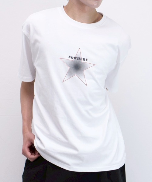 clean star graphic t-shirt (3color) — футболка Chikashitsu + Star Print, полусезонная