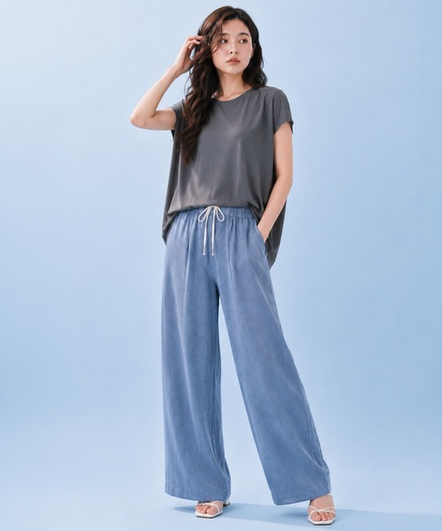 by LEGNA(バイレグナ)の「COOLIFYバックドレープフレンチスリーブ(Tシャツ/カットソー・レディース・ダークグレー/ブラック・FREE)」の14枚目の写真