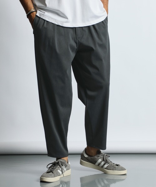 The DUFFER of ST.GEORGE（ザダファーオブセントジョージ）の「『WONDER SHAPE』PIQUE：360°全方向高伸縮『ワンダーシェイプ』ピケ ワイドイージーパンツ（その他パンツ・メンズ・チャコールグレー/ライトグレー/カーキ・X-LARGE/LARGE/MEDIUM/SMALL）」の2枚目の写真