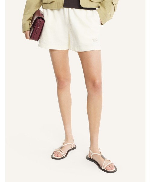 Maison Kitsune(メゾンキツネ)の「TEXTURED REGULAR SHORT(その他パンツ・レディース・オフホワイト・XS)」の1枚目の写真