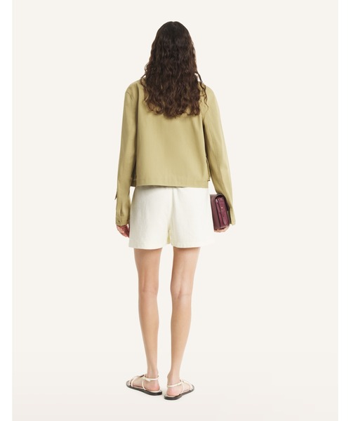 Maison Kitsune(メゾンキツネ)の「TEXTURED REGULAR SHORT(その他パンツ・レディース・オフホワイト・XS)」の5枚目の写真