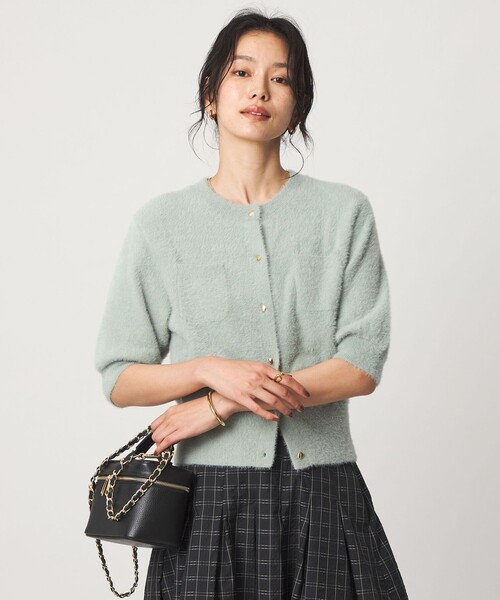 green label relaxing(グリーンレーベルリラクシング)の「フラッフフェザー ハーフスリーブ ニット カーディガン(カーディガン/ボレロ・レディース・ブラウン/ライム/ダークグレー/オフホワイト・FREE)」の4枚目の写真