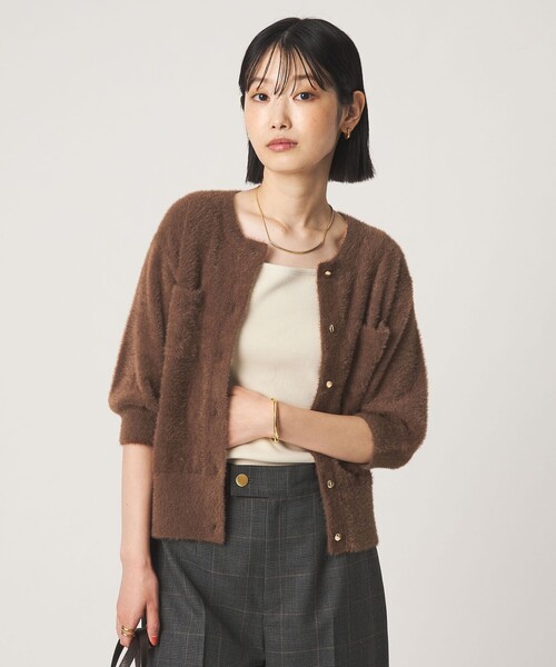 green label relaxing(グリーンレーベルリラクシング)の「フラッフフェザー ハーフスリーブ ニット カーディガン(カーディガン/ボレロ・レディース・ブラウン/ライム/ダークグレー/オフホワイト・FREE)」の6枚目の写真
