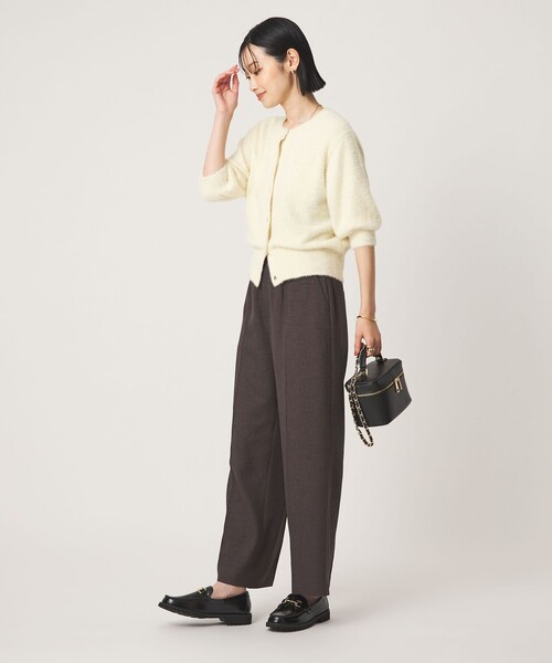 green label relaxing(グリーンレーベルリラクシング)の「フラッフフェザー ハーフスリーブ ニット カーディガン(カーディガン/ボレロ・レディース・ブラウン/ライム/ダークグレー/オフホワイト・FREE)」の11枚目の写真