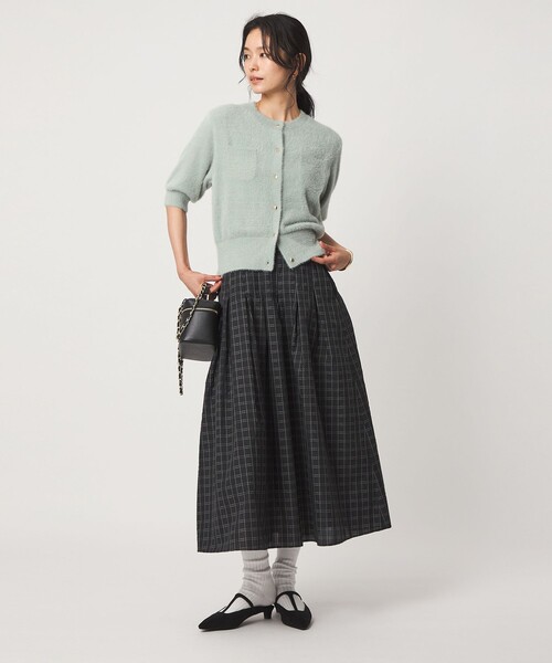 green label relaxing(グリーンレーベルリラクシング)の「フラッフフェザー ハーフスリーブ ニット カーディガン(カーディガン/ボレロ・レディース・ブラウン/ライム/ダークグレー/オフホワイト・FREE)」の21枚目の写真