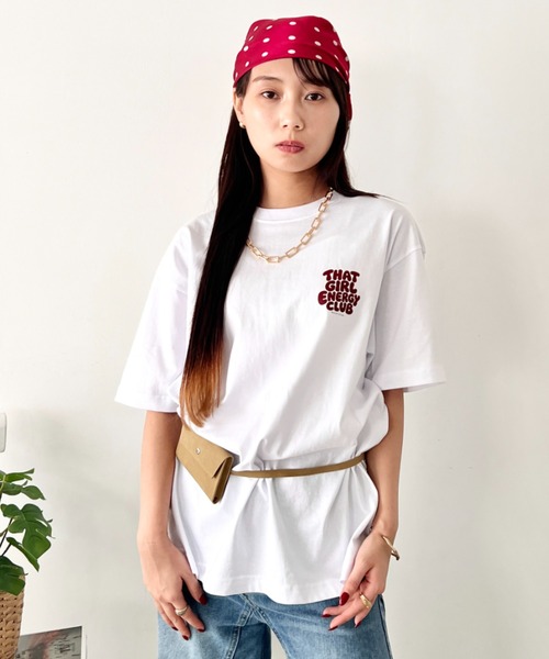 wears(ウェアーズ)の「【綿100%・オーバーサイズ】wearsオリジナルロゴプリントTシャツ 半袖T(Tシャツ/カットソー・レディース・レッド/ブルー・FREE)」の13枚目の写真