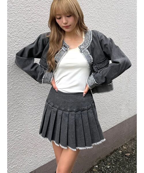 Now me. by NYLON JAPAN(ナウミーバイナイロンジャパン)の「デニムプリーツスカート(スカート・レディース・ブルー/ブラック・SMALL/MEDIUM)」の12枚目の写真