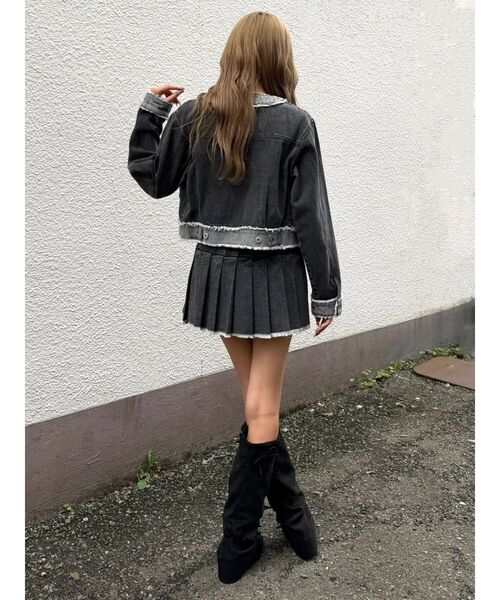 Now me. by NYLON JAPAN(ナウミーバイナイロンジャパン)の「デニムプリーツスカート(スカート・レディース・ブルー/ブラック・SMALL/MEDIUM)」の17枚目の写真