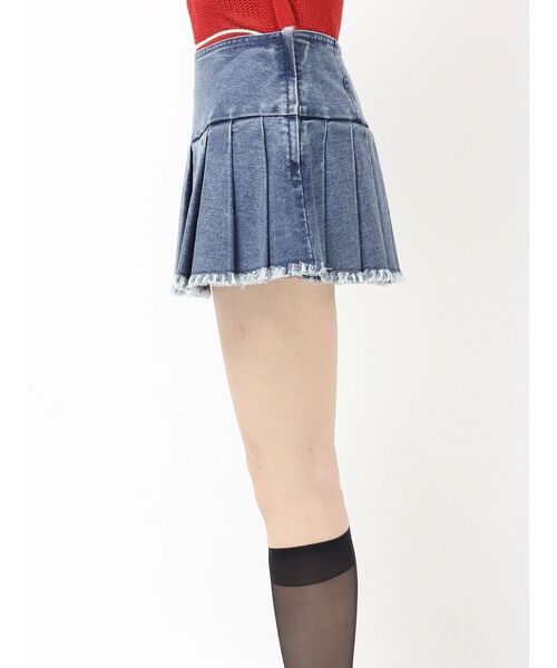 Now me. by NYLON JAPAN(ナウミーバイナイロンジャパン)の「デニムプリーツスカート(スカート・レディース・ブルー/ブラック・SMALL/MEDIUM)」の19枚目の写真