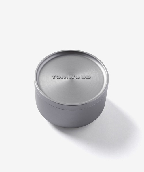 TOM WOOD（トムウッド）の「【TOM WOOD / トムウッド】Beck Huggies Gold / ベック ハギーズ フープ ピアス  ゴールド（ピアス（両耳用）・レディース・ゴールド・FREE）」の5枚目の写真