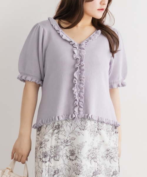 CLETTE(クレット)の「Vネックフリルニット(ニット/セーター・レディース・ラベンダー/ピンク/ブラック・3L/4L/LL)」の3枚目の写真