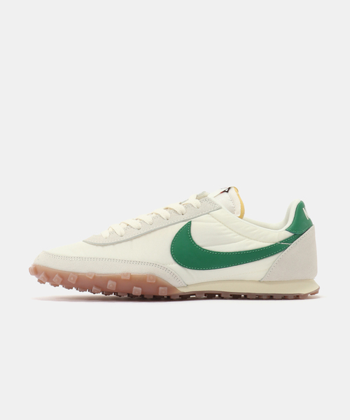 NIKE(ナイキ)の「NIKE WAFFLE RACER IM8658-103(スニーカー・メンズ・ホワイト・27cm/27.5cm/26cm)」の1枚目の写真