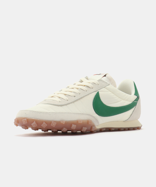 NIKE(ナイキ)の「NIKE WAFFLE RACER IM8658-103(スニーカー・メンズ・ホワイト・27cm/27.5cm/26cm)」の2枚目の写真