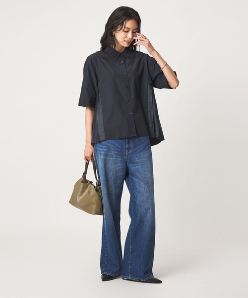 green label relaxing(グリーンレーベルリラクシング)の「プリーツ ドッキング ショートスリーブ シャツ(シャツ/ブラウス・レディース・ネイビー/オフホワイト/ベージュ・FREE)」の8枚目の写真