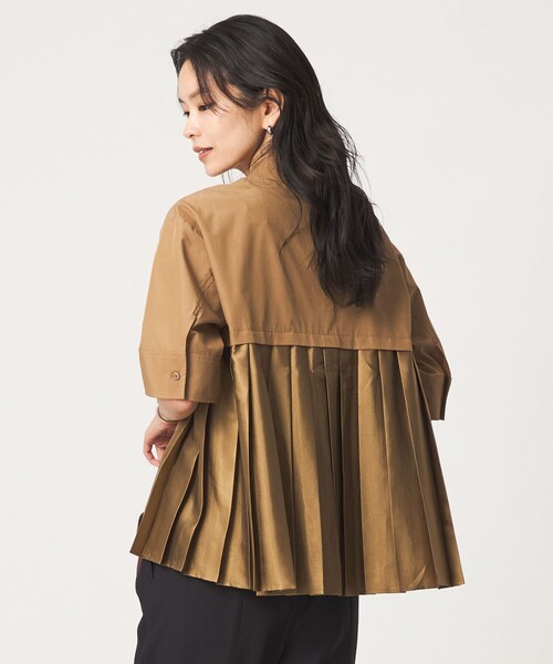 green label relaxing(グリーンレーベルリラクシング)の「プリーツ ドッキング ショートスリーブ シャツ(シャツ/ブラウス・レディース・ネイビー/オフホワイト/ベージュ・FREE)」の15枚目の写真