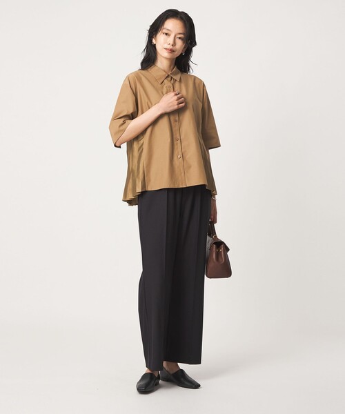 green label relaxing(グリーンレーベルリラクシング)の「プリーツ ドッキング ショートスリーブ シャツ(シャツ/ブラウス・レディース・ネイビー/オフホワイト/ベージュ・FREE)」の19枚目の写真