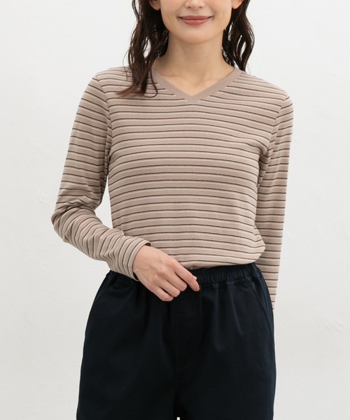 Honeys(ハニーズ)の「オーガニックVネックT(Tシャツ/カットソー・レディース・ブラック/ネイビー系1/ダークグリーン/ベージュ系その他2/ダークオレンジ・M/L/LL)」の3枚目の写真