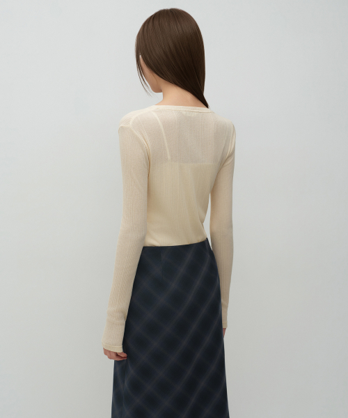 MUSINSA STANDARD WOMAN（ムシンサスタンダードウーマン）の「ウィメンズソフトリブ長袖Tシャツ[バタークリーム]（Tシャツ/カットソー・レディース・その他・MEDIUM/LARGE/X-SMALL/SMALL）」の3枚目の写真