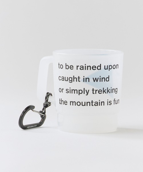 and wander(アンドワンダー)の「and wander/アンドワンダー logo PP mug ロゴ ポリプロピレン マグカップ カラビナ付き コップ プラカップ 半透明 クリア プリントデザイン カラビナ付き アウトドア 2026年 秋 秋服 冬 冬服(グラス/マグカップ/タンブラー・メンズ・ホワイト/ブラック・FREE)」の12枚目の写真