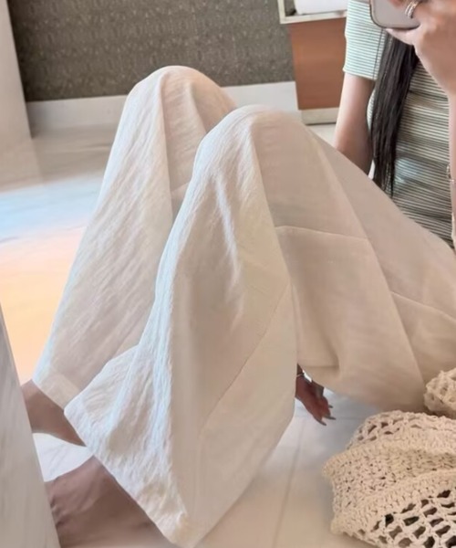 FLINEA(フリネア)の「リネンリラックスパンツ(その他パンツ・レディース・ホワイト/ネイビー/ブルー/パープル/ライトブラウン・FREE)」の17枚目の写真