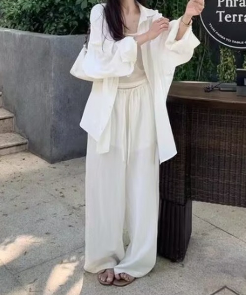 FLINEA(フリネア)の「リネンリラックスパンツ(その他パンツ・レディース・ホワイト/ネイビー/ブルー/パープル/ライトブラウン・FREE)」の15枚目の写真