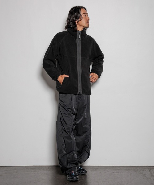 HEREIAM(ヘレイアム)の「【HEREIAM MEN】フリースジップアップ(ブルゾン・メンズ・ブラック/グレー・MEDIUM/LARGE)」の11枚目の写真