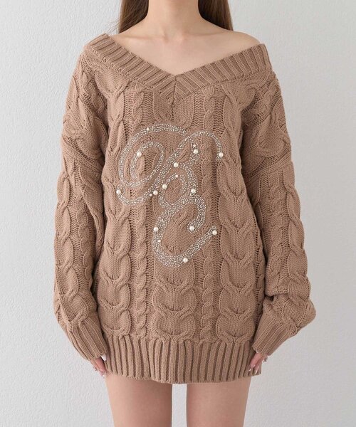 Belle Charme(ベルシャルム)の「【Belle Charme】BC Bijou Logo Big Cable Knit(ニット/セーター・レディース・オフホワイト/ベージュ/サックスブルー/ブラック・FREE)」の21枚目の写真
