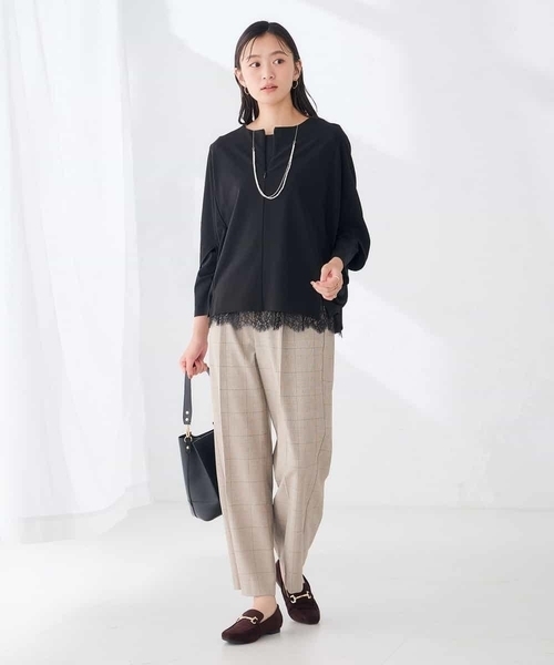 a.v.v(アーヴェヴェ)の「レース ヘム ロンT(Tシャツ/カットソー・レディース・ブラック/ホワイト・38/40/36)」の10枚目の写真