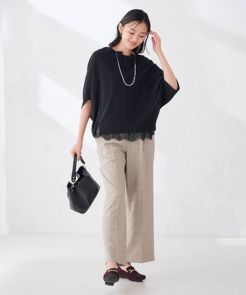 a.v.v(アーヴェヴェ)の「レース ヘム ロンT(Tシャツ/カットソー・レディース・ブラック/ホワイト・38/40/36)」の17枚目の写真