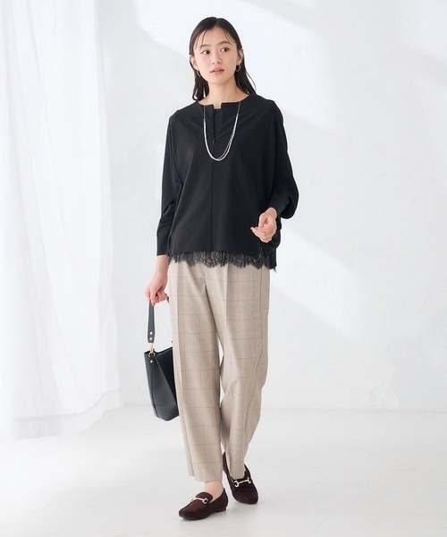 a.v.v(アーヴェヴェ)の「レース ヘム ロンT(Tシャツ/カットソー・レディース・ブラック/ホワイト・38/40/36)」の19枚目の写真