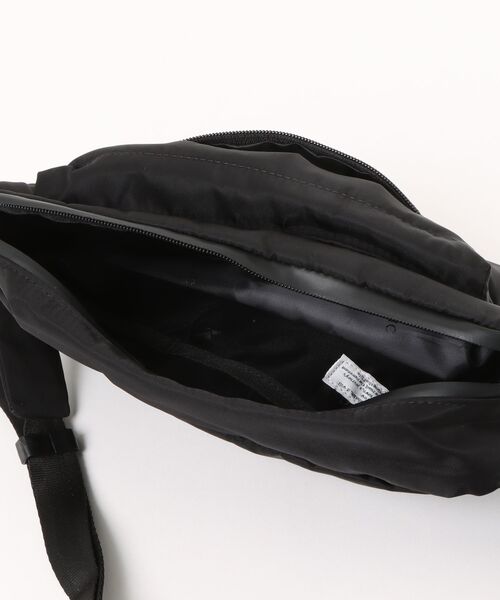 MAKAVELIC（マキャベリック）の「【62】【MAKAVELIC】INTELIGENTE WAIST BAG（ボディバッグ/ウエストポーチ・メンズ・ブラック・FREE）」の3枚目の写真