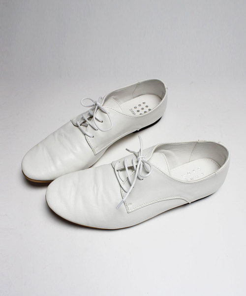 O-NINE(オーナイン)の「3way ダービーシューズ / オックスフォードシューズ(ドレスシューズ・メンズ・ベージュ/ネイビー/ブラック/ホワイト/ブラウン/ダークブラウン/ブラック系その他/ブラウン系その他/ワインレッド/ブルー系その他/カーキ/ブラック系その他2・40/42/44/46/41/43/39/45)」の2枚目の写真