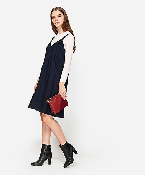 CHARLES & KEITH(チャールズ & キース)の「ポイントバックルブーツ / POINTED BUCKLE BOOTS(ブーツ・レディース・ブラック/バーガンディー/ブルー・23.5cm/23cm/22.5cm/24.5cm/25cm)」の17枚目の写真